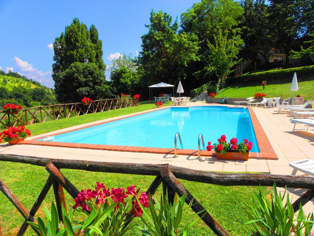 Aurora Villa Gubbio Bagian luar foto