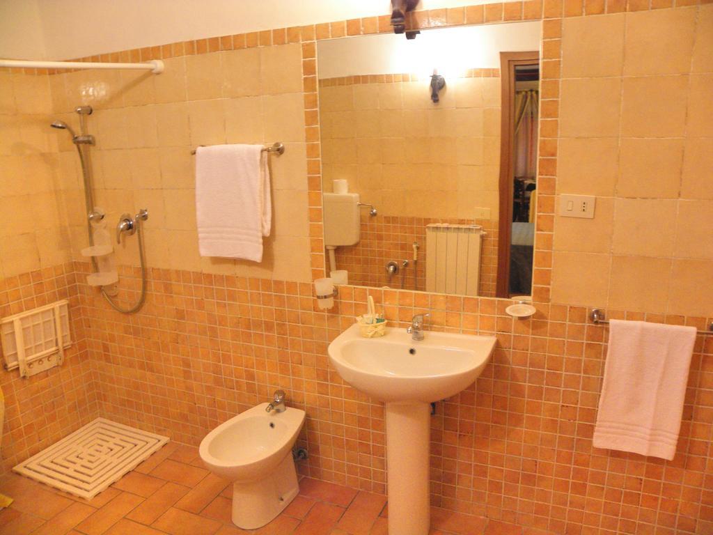 Aurora Villa Gubbio Bagian luar foto